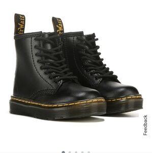 Dr Martens little girl sz 1 kids used